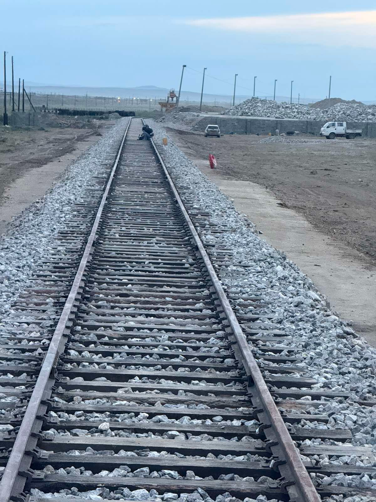 Төв аймаг Баян сум, Монголчех металлын салбар зам барих ажил